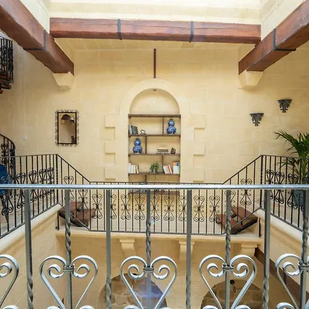 Bed & Breakfast Mood 4*