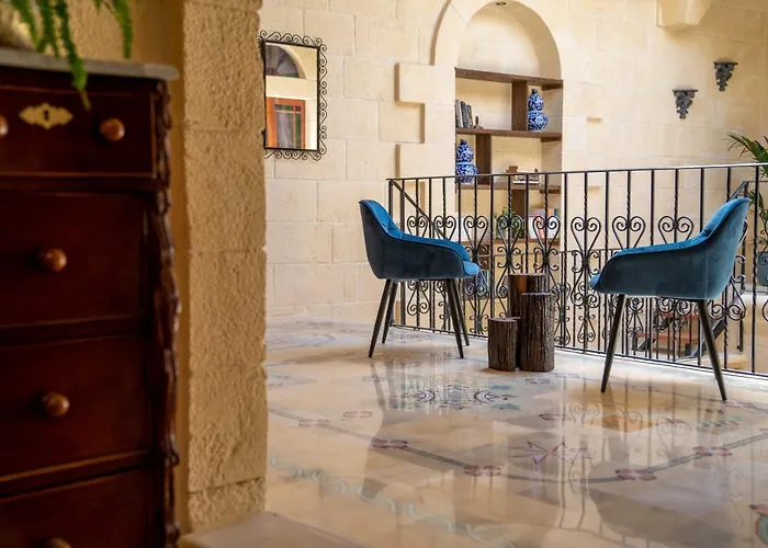 Mood Oda ve Kahvaltı Għarb