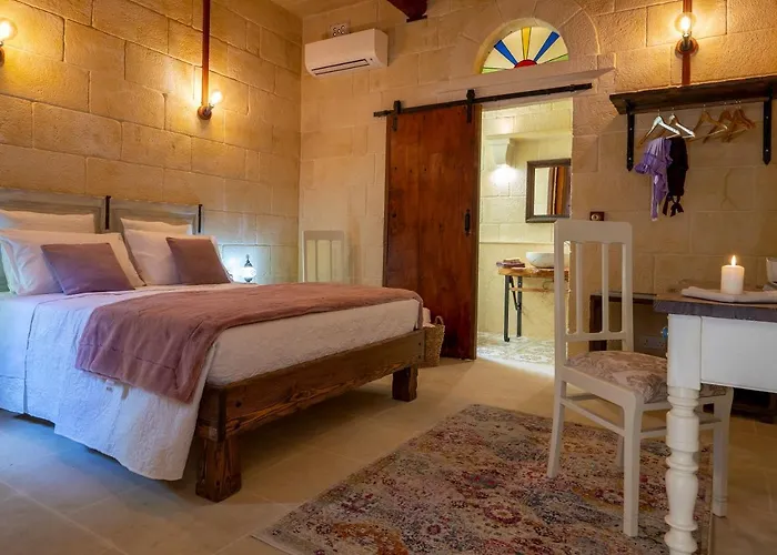 Mood Oda ve Kahvaltı Għarb